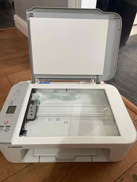 Photo of free Printer wireless canon used once (SS7) #2