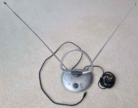 Photo of free One-for-All SV9141 indoor boosted TV and radio aerial (Sunnyside RH19) #1