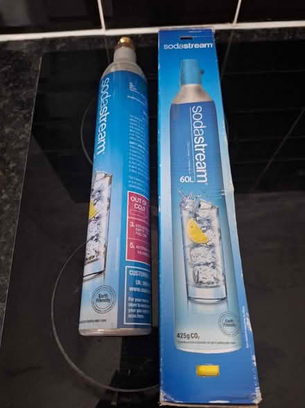 Photo of free X2 empty soda stream cannister (Manor Top S12) #1