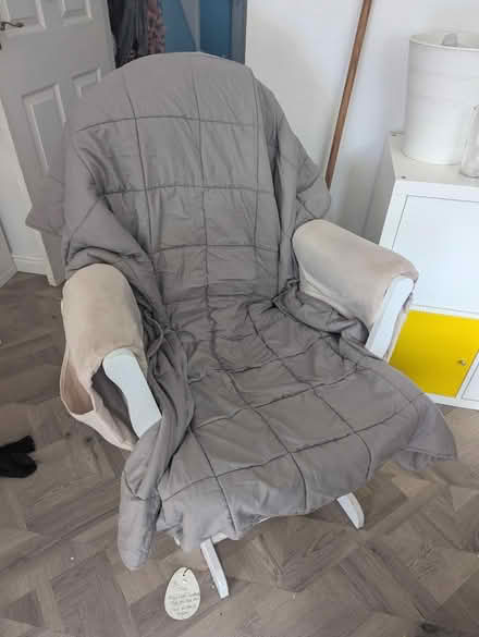 Photo of free Nursing chair (Lowedges S8) #3