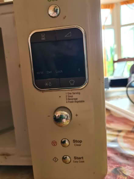 Photo of free Cream daewoo 800w microwave (BS5) #4