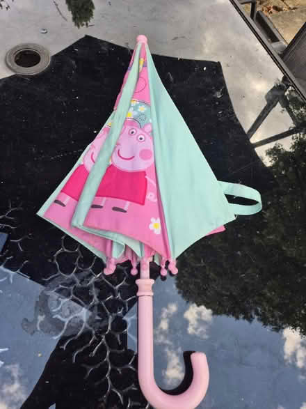 Photo of free Peppa Pig umbrella (Aldershot, GU12) #3