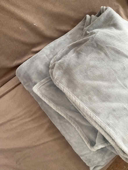 Photo of free Large grey fleece throw 220x220cm (Hyde Heath HP6) #2