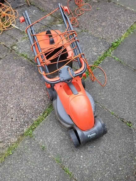 Photo of free Flymo lawn mower, broken blade (Kilsyth G65) #1