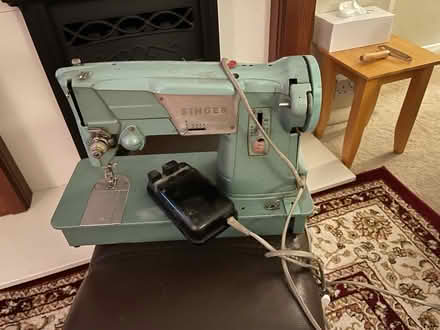 Photo of free Sewing machine. spares or repair (Dunstable) #1