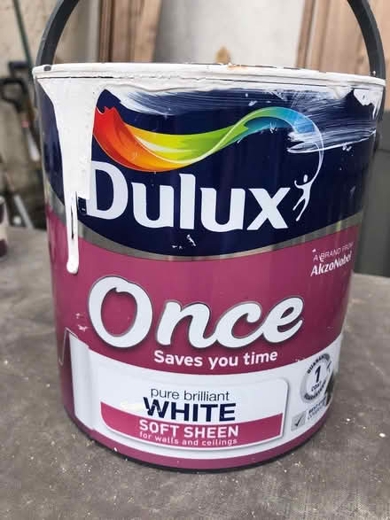 Photo of free Dulux white paint (HP17 Haddenham) #1