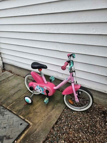 Photo of free Bike with stabilizers (SW14) #1