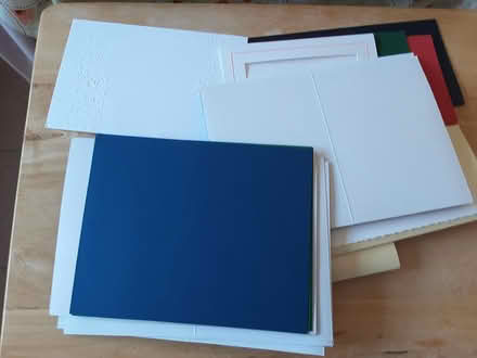 Photo of free An assortment of coloured paper (Dudley) #1
