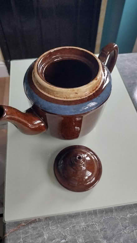 Photo of free Teapot (Calow S44) #3