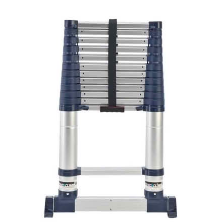 Photo of Telescopic ladder (Crawley RH110) #1