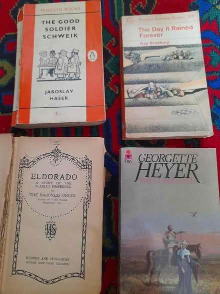 Photo of free 4 novels (AB10) #1