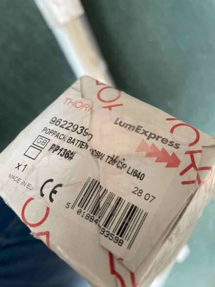 Photo of free 2 fluorescent lights in fitting (SE19) #2