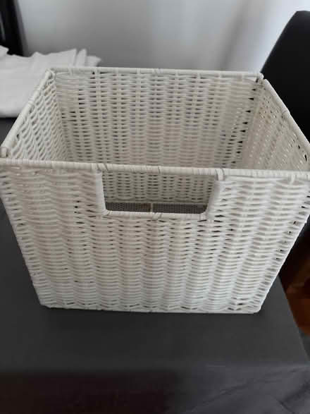 Photo of free folding basket (NN3 Meadowfields) #1