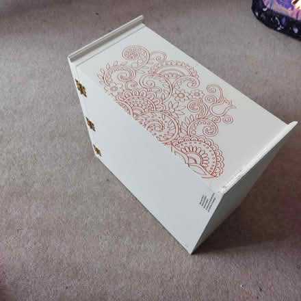 Photo of free Mini shelving/ jewellery box (Leeds LS8) #3