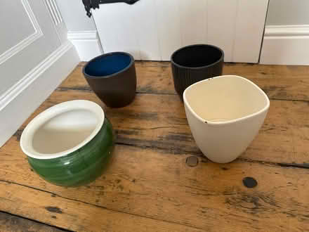 Photo of free Indoor plant pots (Gordon Road, Claygate) #1