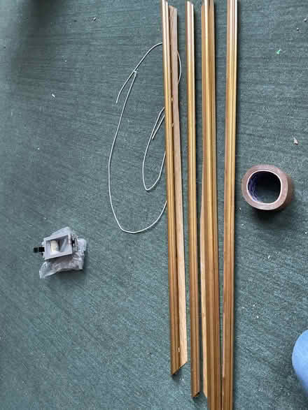 Photo of free Frame gold bevelled pieces 43” long (SE19) #1