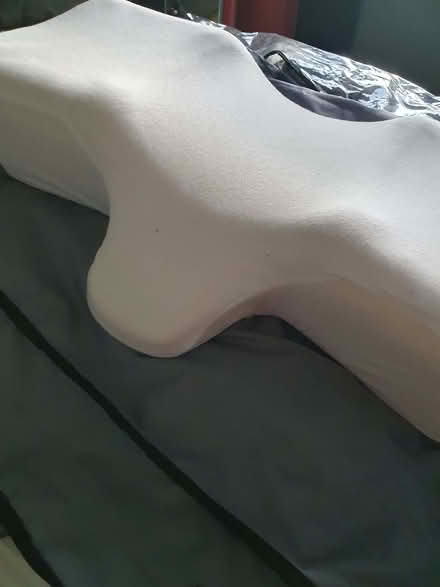 Photo of free orthopedic pillow (Peckham SE15) #2