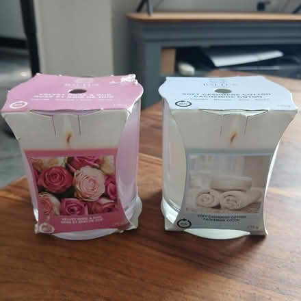 Photo of free 2 x candles 170g each (Spixworth NR10) #1