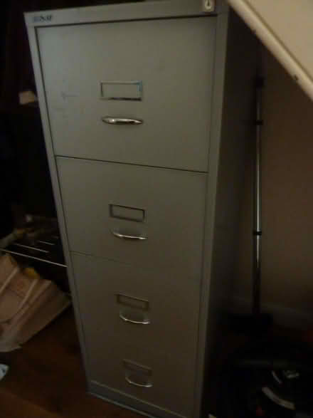 Photo of free Filing cabinet (Greenhill DY10) #1