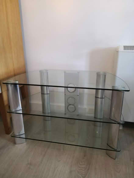 Photo of free Stand Tv (E1W 3QZ) #1