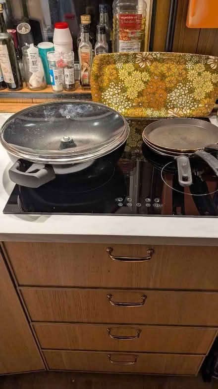 Photo of free Pans (Churchend RG30) #1