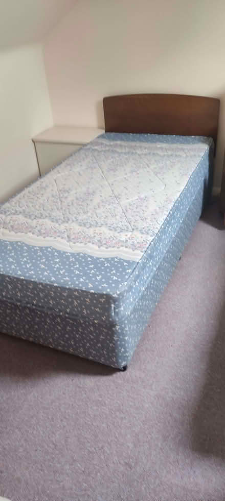Photo of free pair of single divan beds & headboards (Sigglesthorne HU11) #3