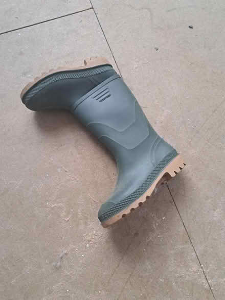 Photo of free Green wellingtons #2 (Montpelier BS6) #1