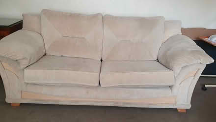 Photo of free Settee (Shaw, OL2 7YL) #1