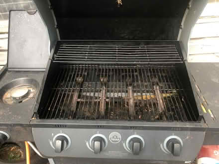Photo of free Gas powered BBQ in working order. (Shephall SG2) #2