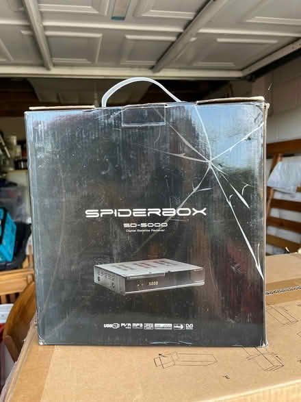 Photo of free Digital satellite receiver (Bucknell SY7) #1