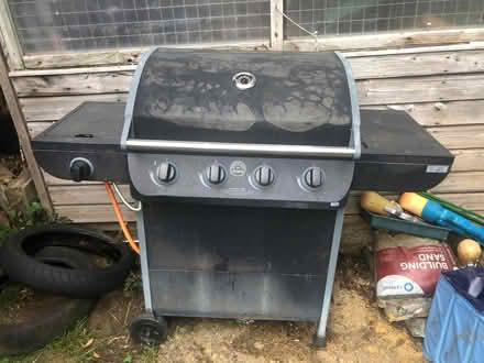 Photo of free Gas powered BBQ in working order. (Shephall SG2) #3