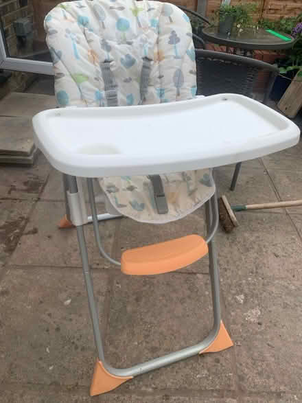 Photo of free Baby high chair (N17) #1