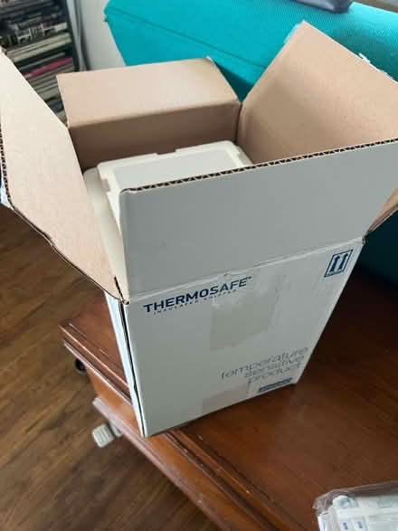 Photo of free 2 Styrofoam cooler/reusable icepack (Hawthorne) #3