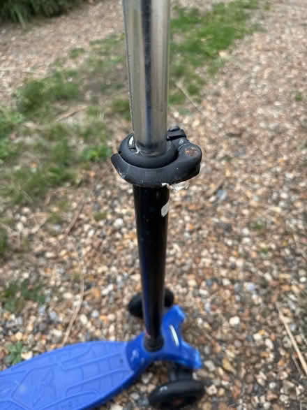 Photo of free Kids microscooter (Hamm Court TW17) #3
