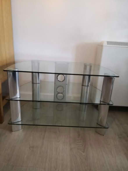 Photo of free Stand Tv (E1W 3QZ) #3