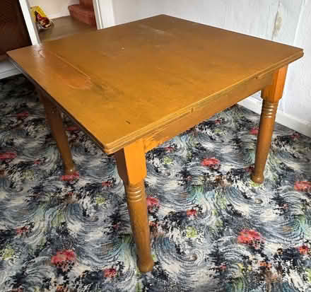 Photo of free Dining table (CV37 7JH) #1