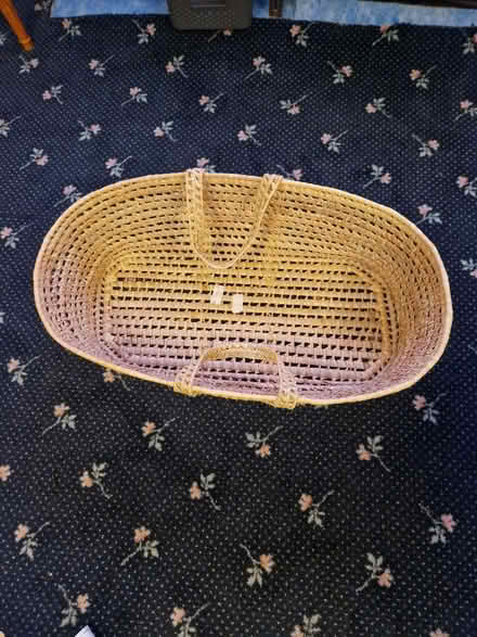 Photo of free Moses basket (Earl Shilton LE9) #1
