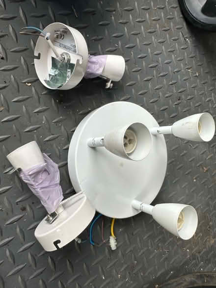 Photo of free Ceiling light and two wall lights (Hampton TW12) #1