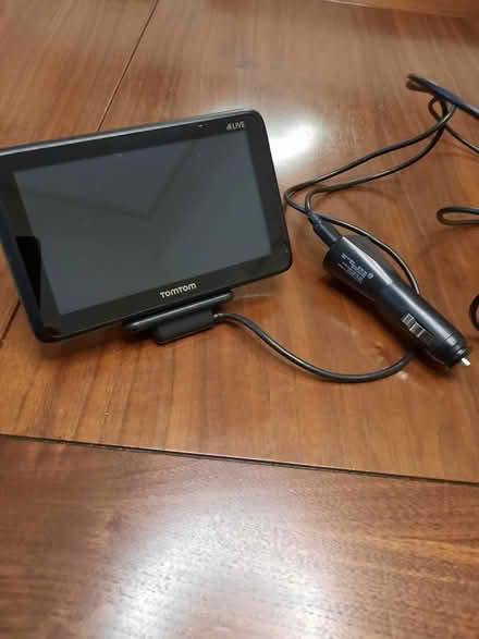 Photo of free tomtom (Mossley Hill L18) #3