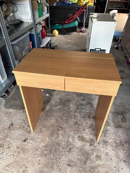 Photo of free Small dressing table (GU22 Woking) #1
