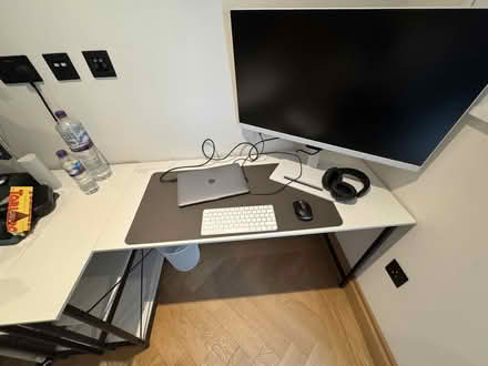 Photo of free 2 Desks (sw1p 4fe) #3