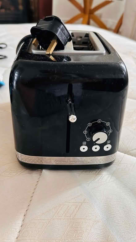 Photo of free Toaster (SM4) #1