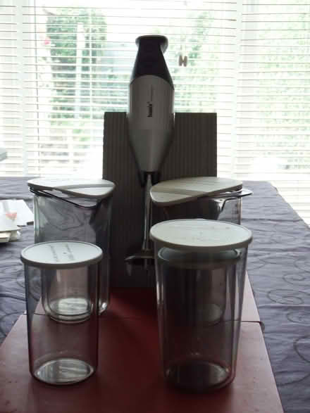 Photo of free Bamix Versatile Kitchen Food Blender/Processor (Vale LA1) #4