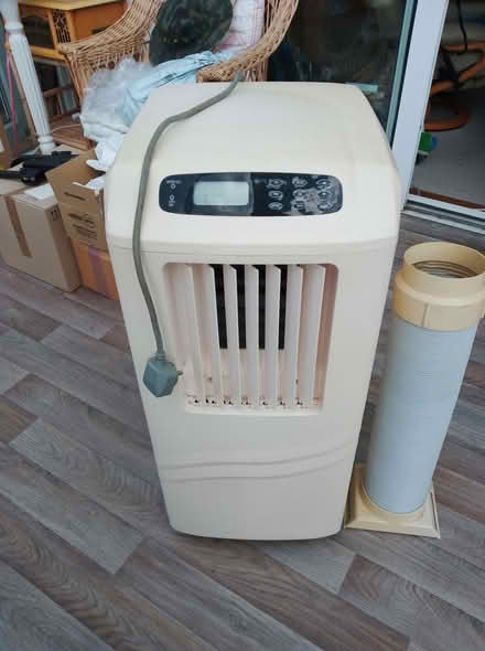 Photo of free Air-Conditioner - Spares or Repair (or still works as a fan) (Frogmore GU17) #1