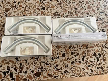 Photo of free IKEA curtain track corners VIDGA (Se8 5ae) #2