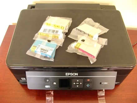Photo of free Epson printer XP 342 + ink Not communicating with PC (Croham CR2) #1