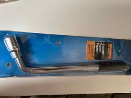 Photo of free Extending Car Wheel Wrench (Maidenhead SL6) #1