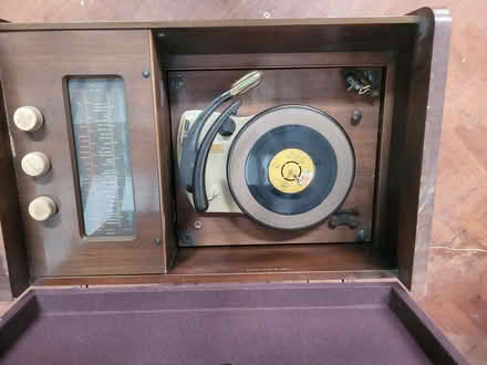 Photo of free Gramophone 1950's (Baldslow TN34) #2