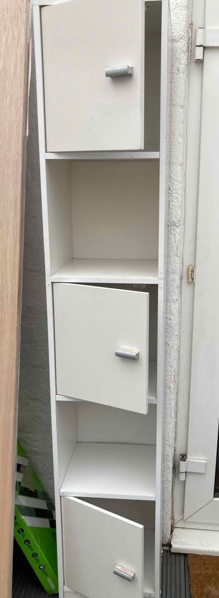 Photo of free Bathroom cabinet (Great Moor SK3) #2