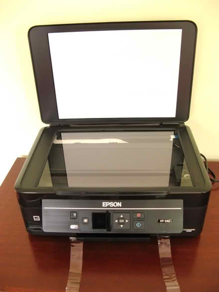 Photo of free Epson printer XP 342 + ink Not communicating with PC (Croham CR2) #2